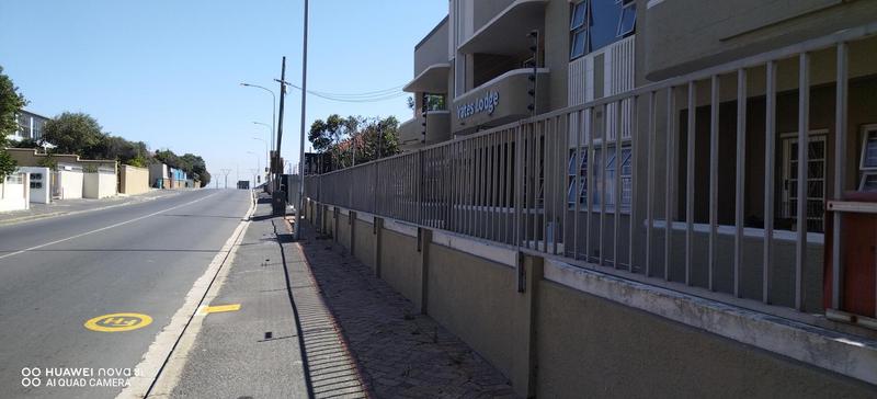 2 Bedroom Property for Sale in Muizenberg Western Cape